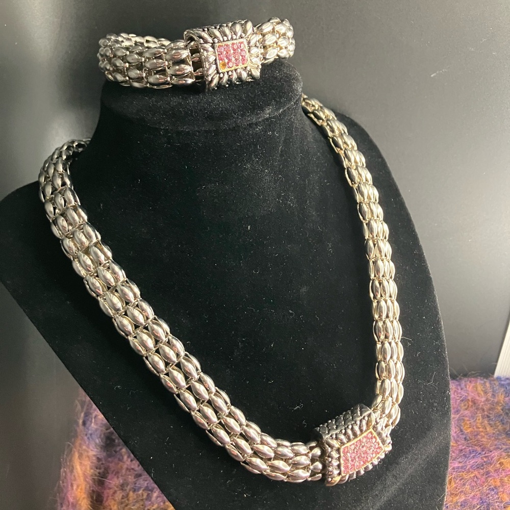 Elegant Silver and Pink Jewelry Set
